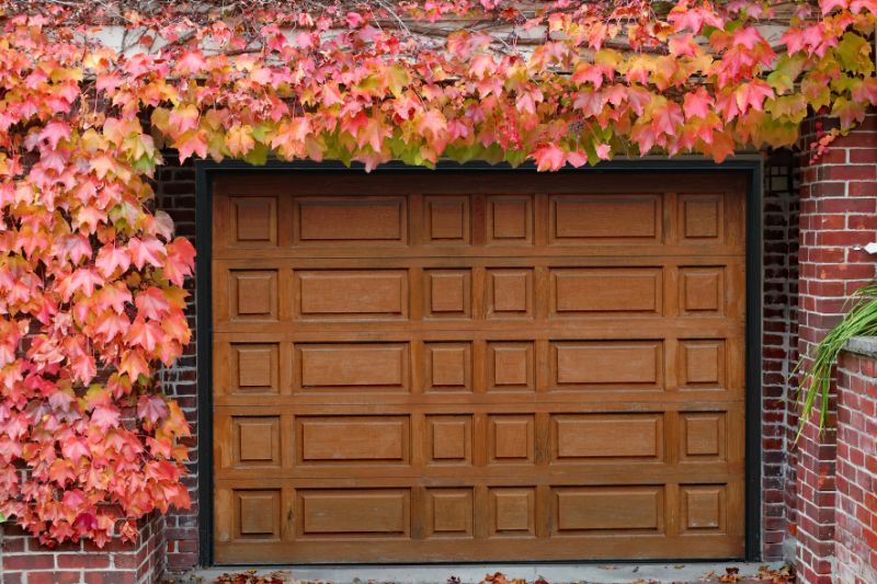 How to Utilize Wood Garage Door Replacement Panels